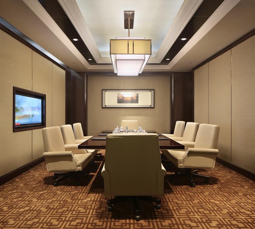 Hotel Dongjiao State Guest 5*