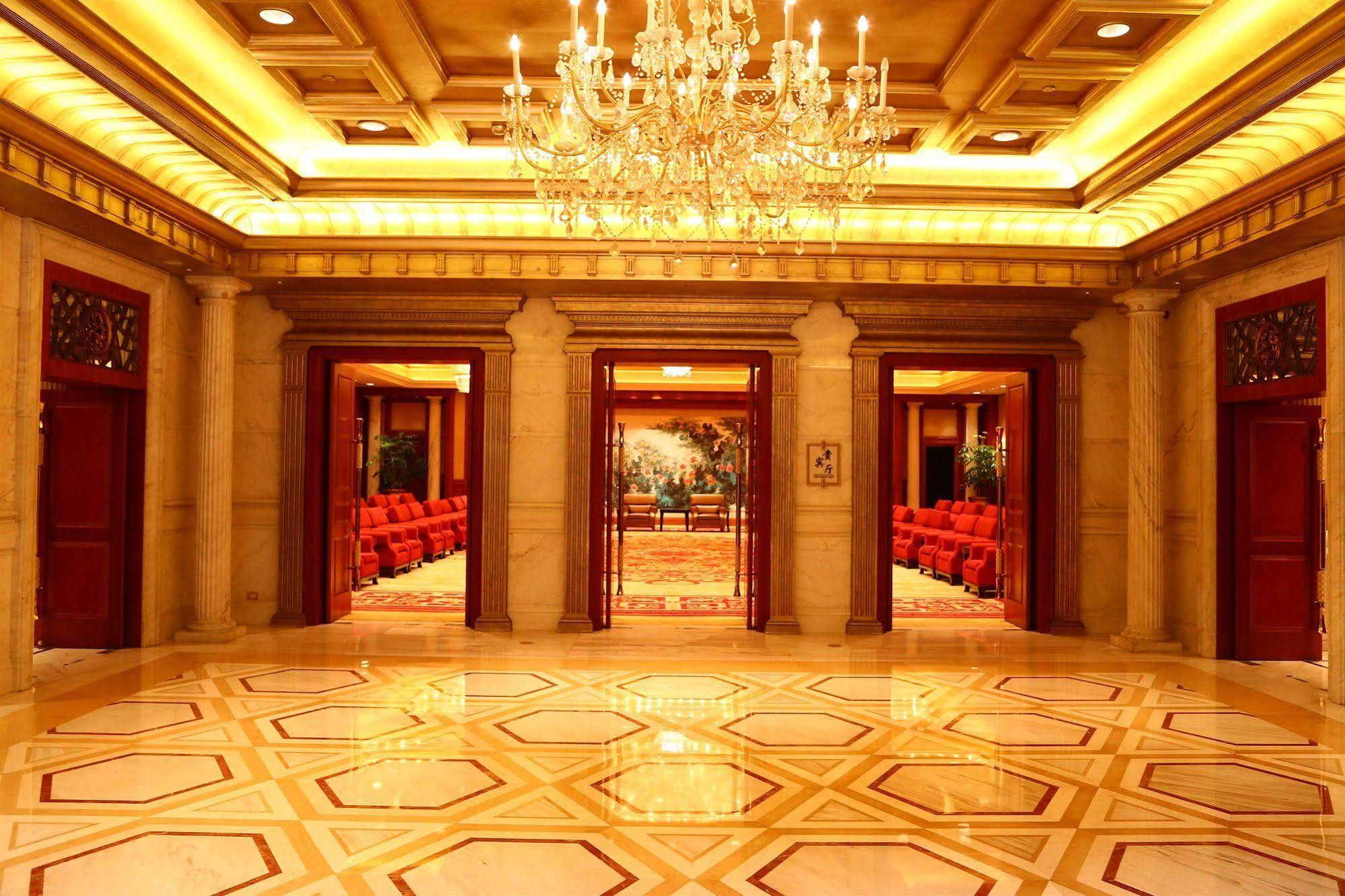 Dongjiao State Guest 5* Shanghai